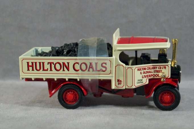 Matchbox Collectibles YAS02-M; 1922 Foden Coal Truck